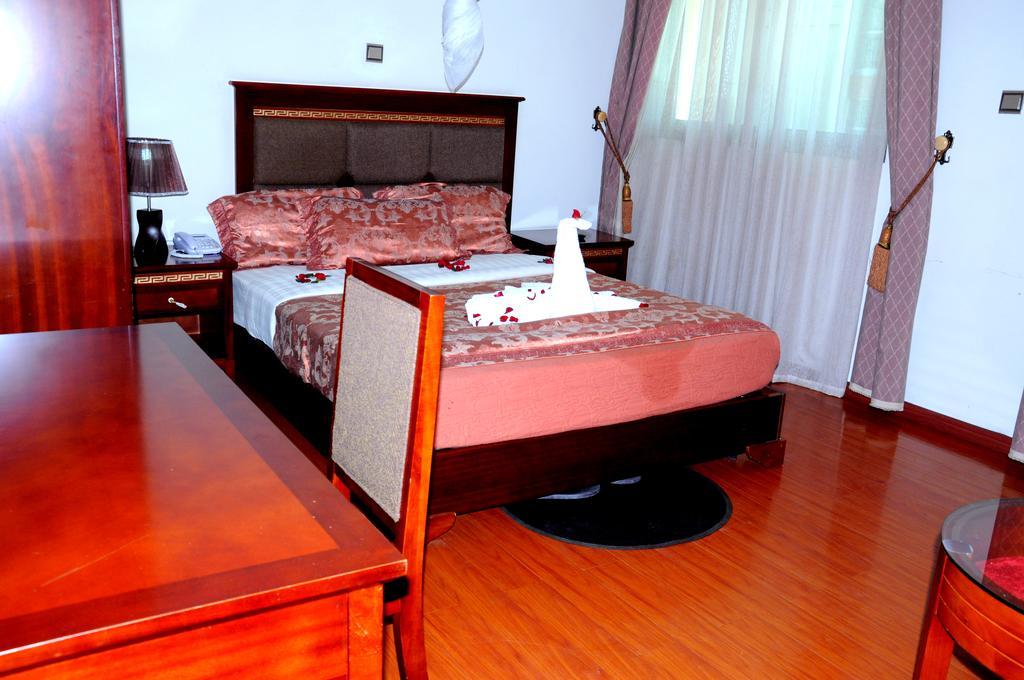 Addis Amba Hotel Bahir Dar Exterior photo