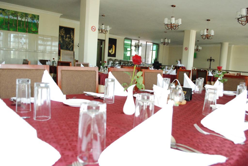 Addis Amba Hotel Bahir Dar Exterior photo