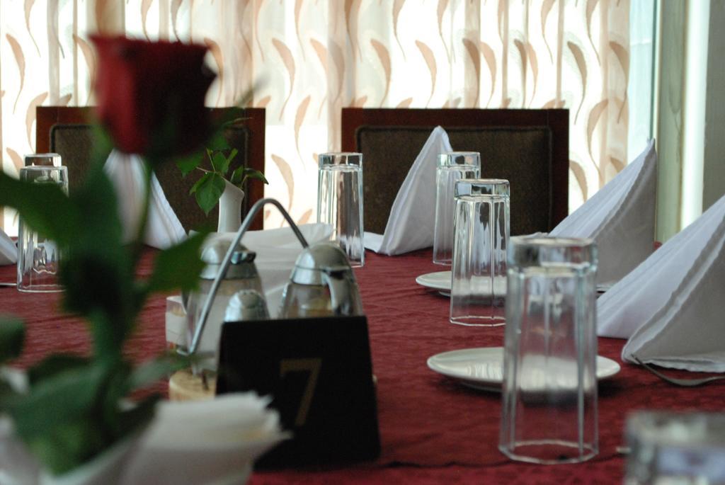 Addis Amba Hotel Bahir Dar Exterior photo