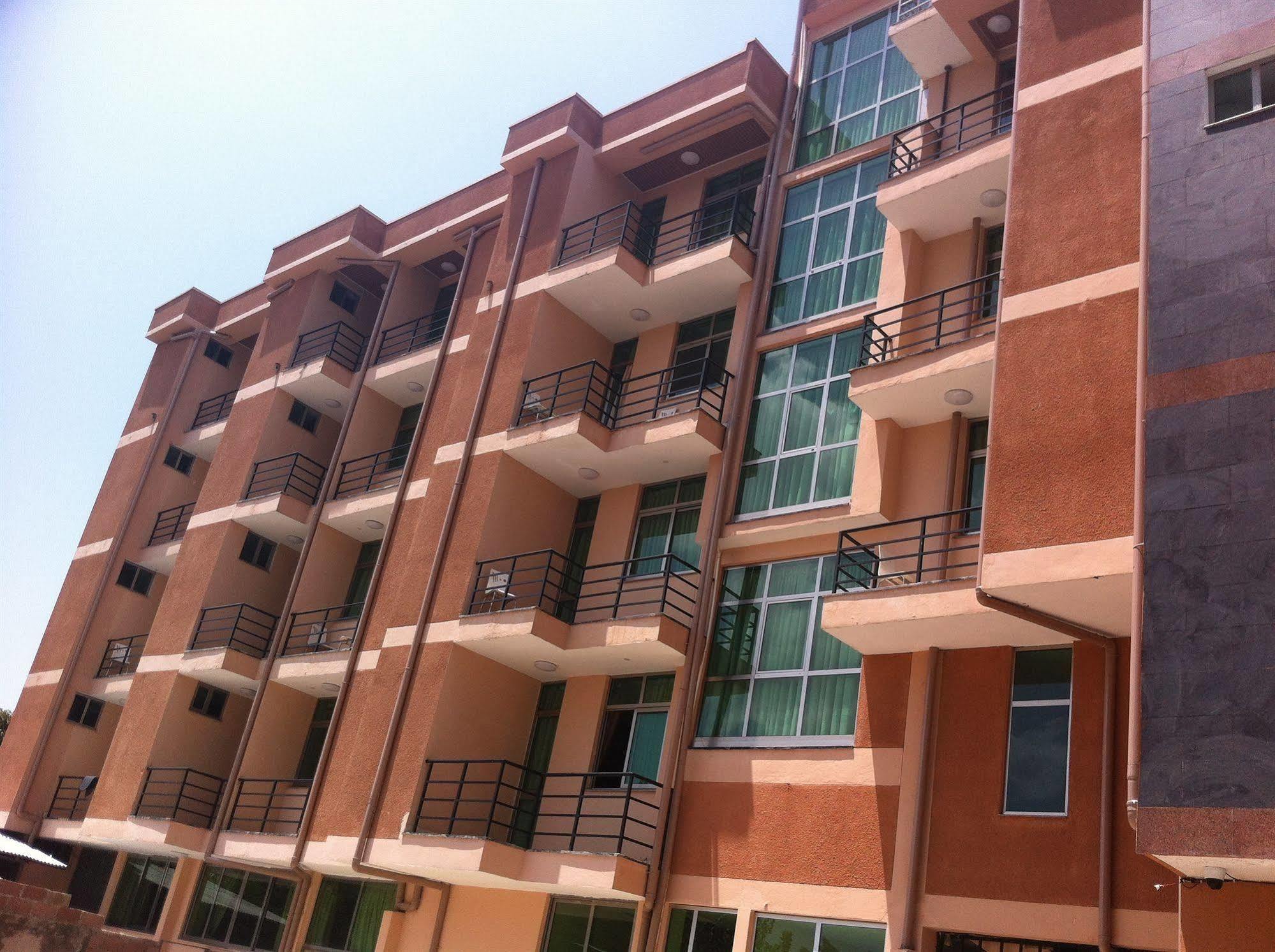 Addis Amba Hotel Bahir Dar Exterior photo