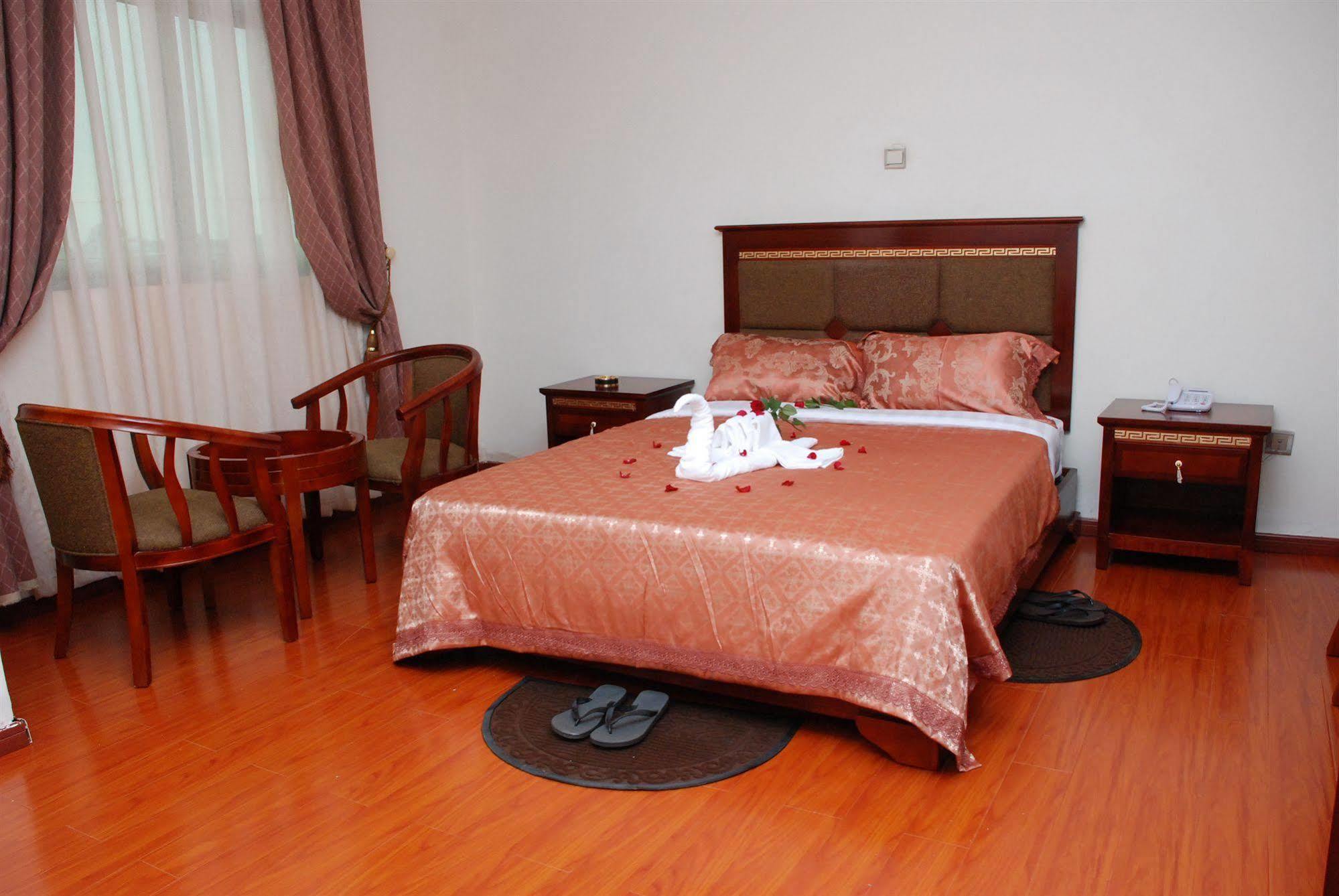 Addis Amba Hotel Bahir Dar Exterior photo