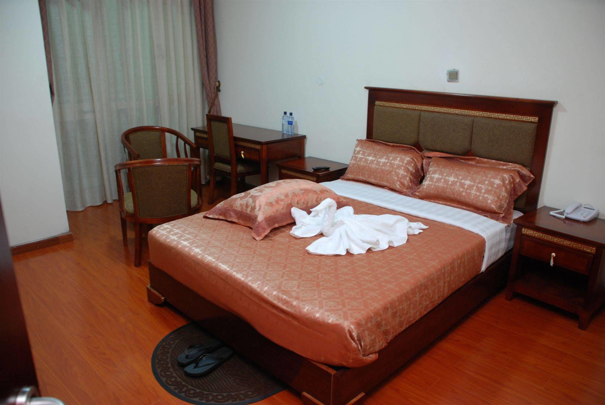 Addis Amba Hotel Bahir Dar Exterior photo