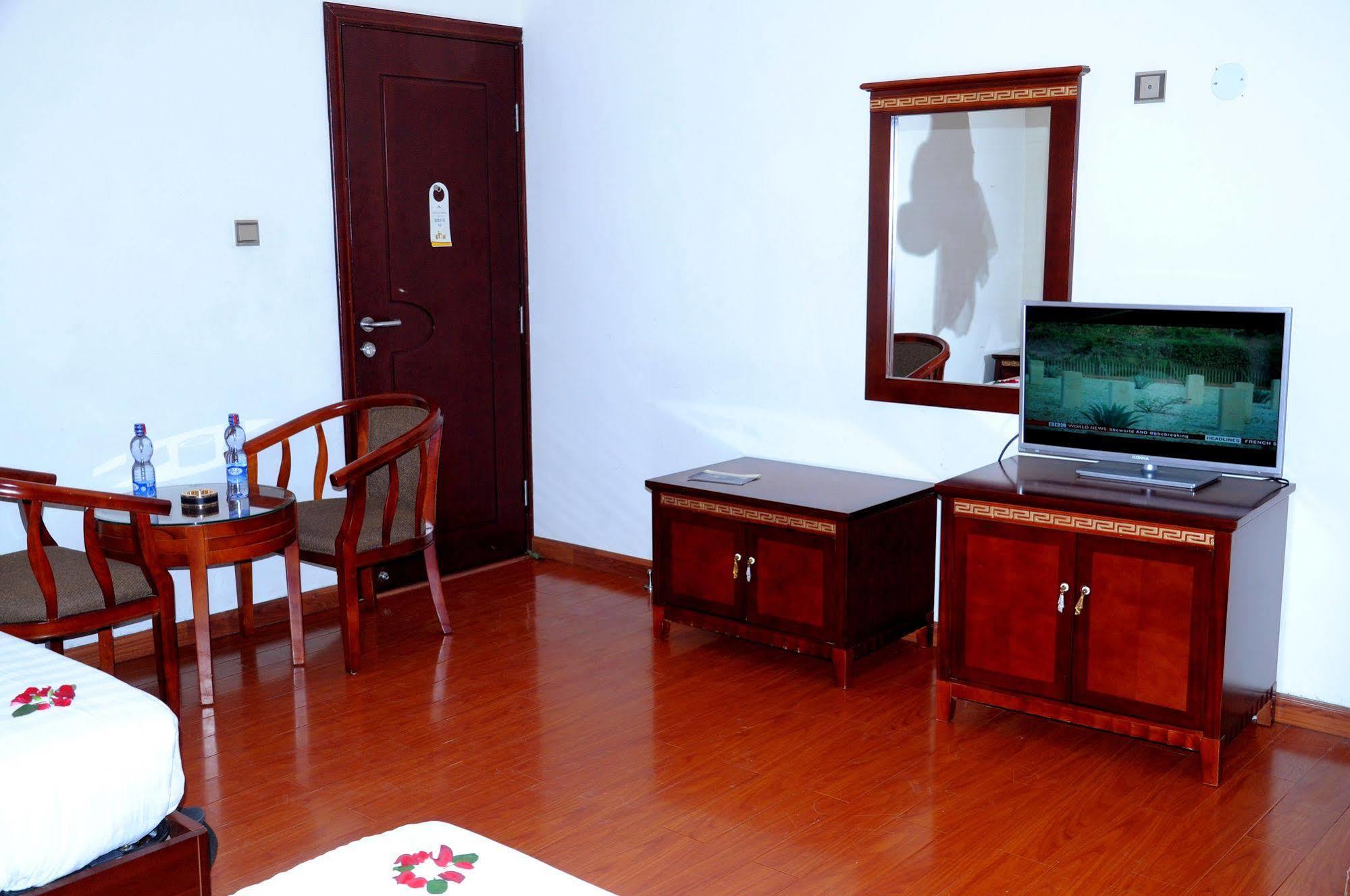 Addis Amba Hotel Bahir Dar Exterior photo