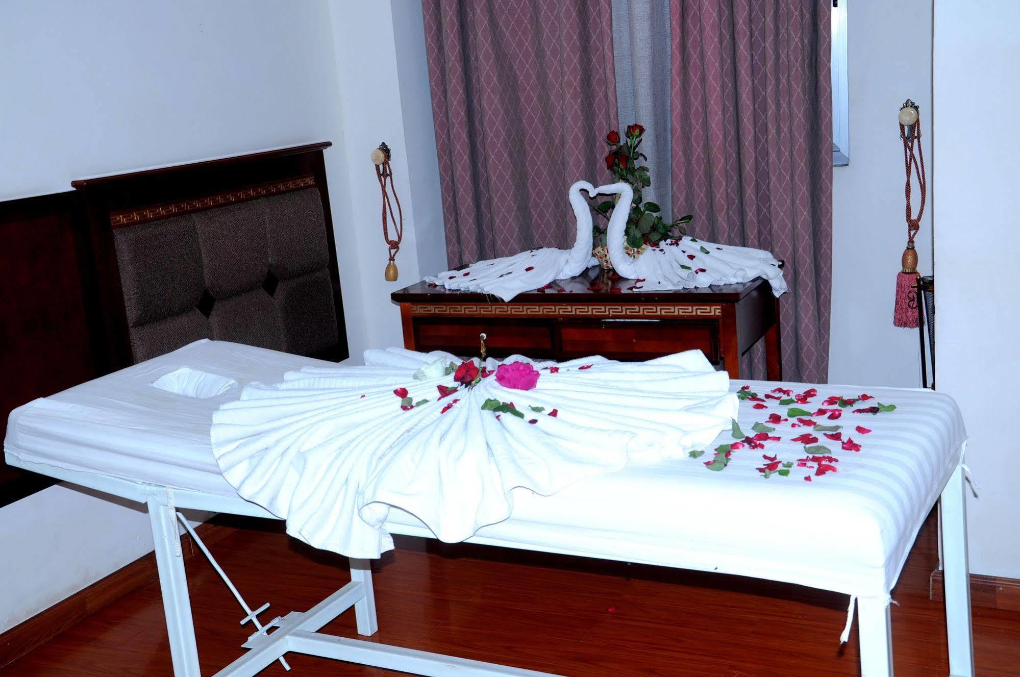 Addis Amba Hotel Bahir Dar Exterior photo